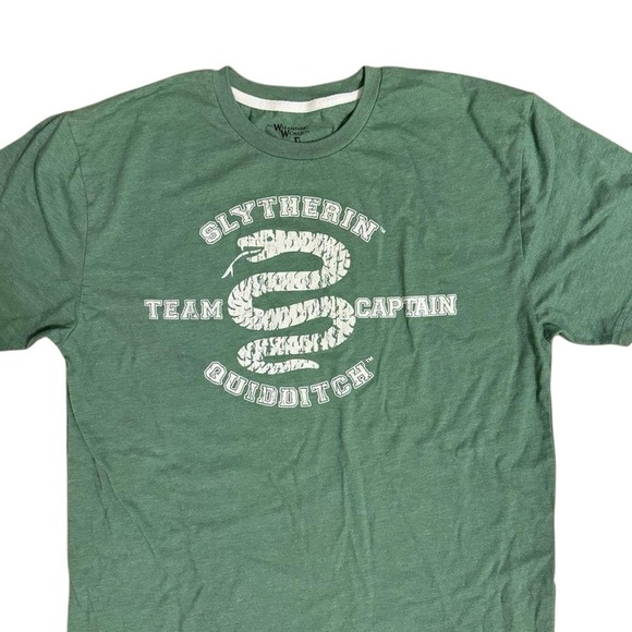 Universal Studios Wizarding World of Harry Potter Slytherin Quidditch T-Shirt M - Picture 3 of 8